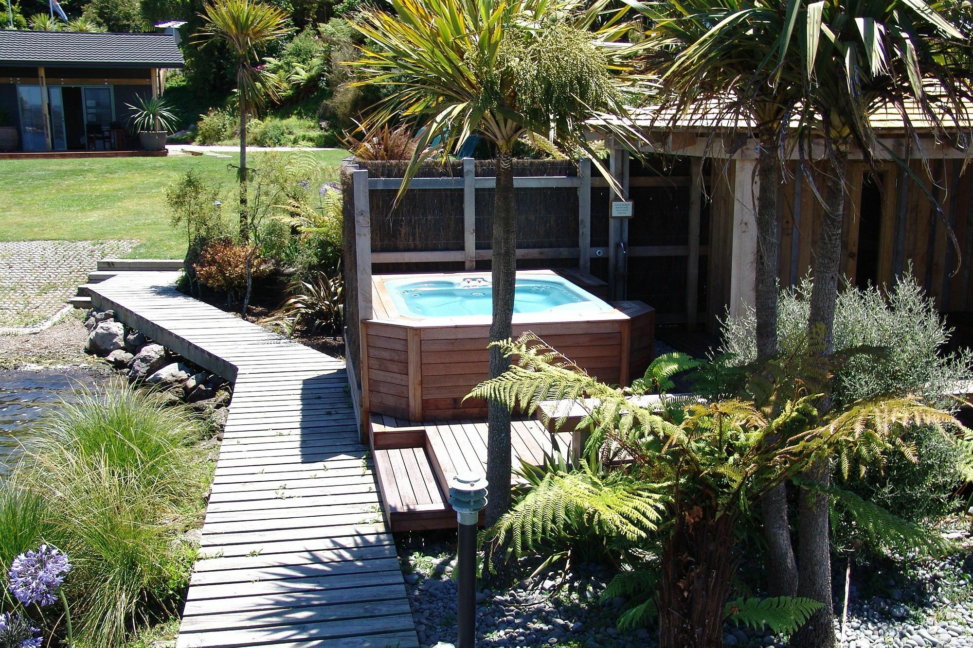 Koura 4* Rotorua